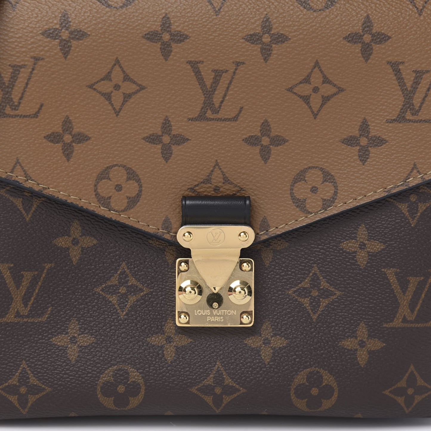 Reverse Monogram Pochette Metis