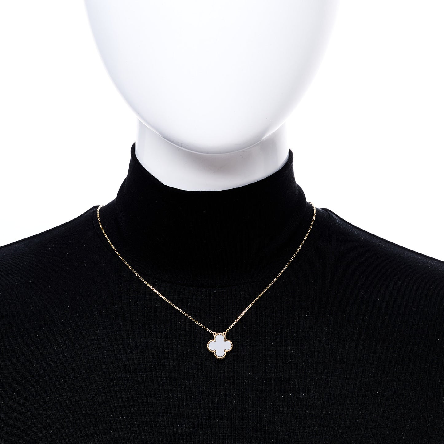 18K Yellow Gold Black Onyx Vintage Alhambra Pendant Necklace