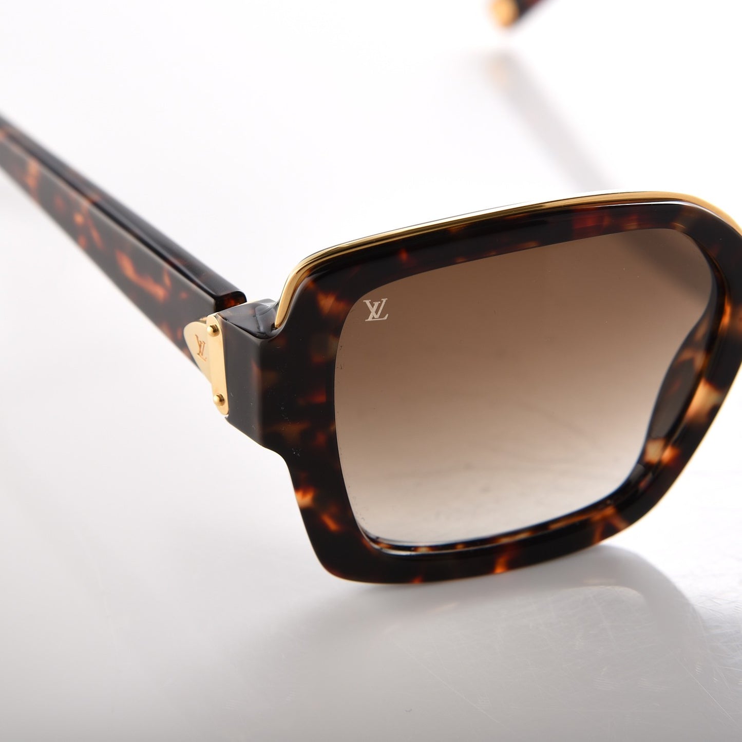 Soupcon Carre Sunglasses Z0483W Tortoise