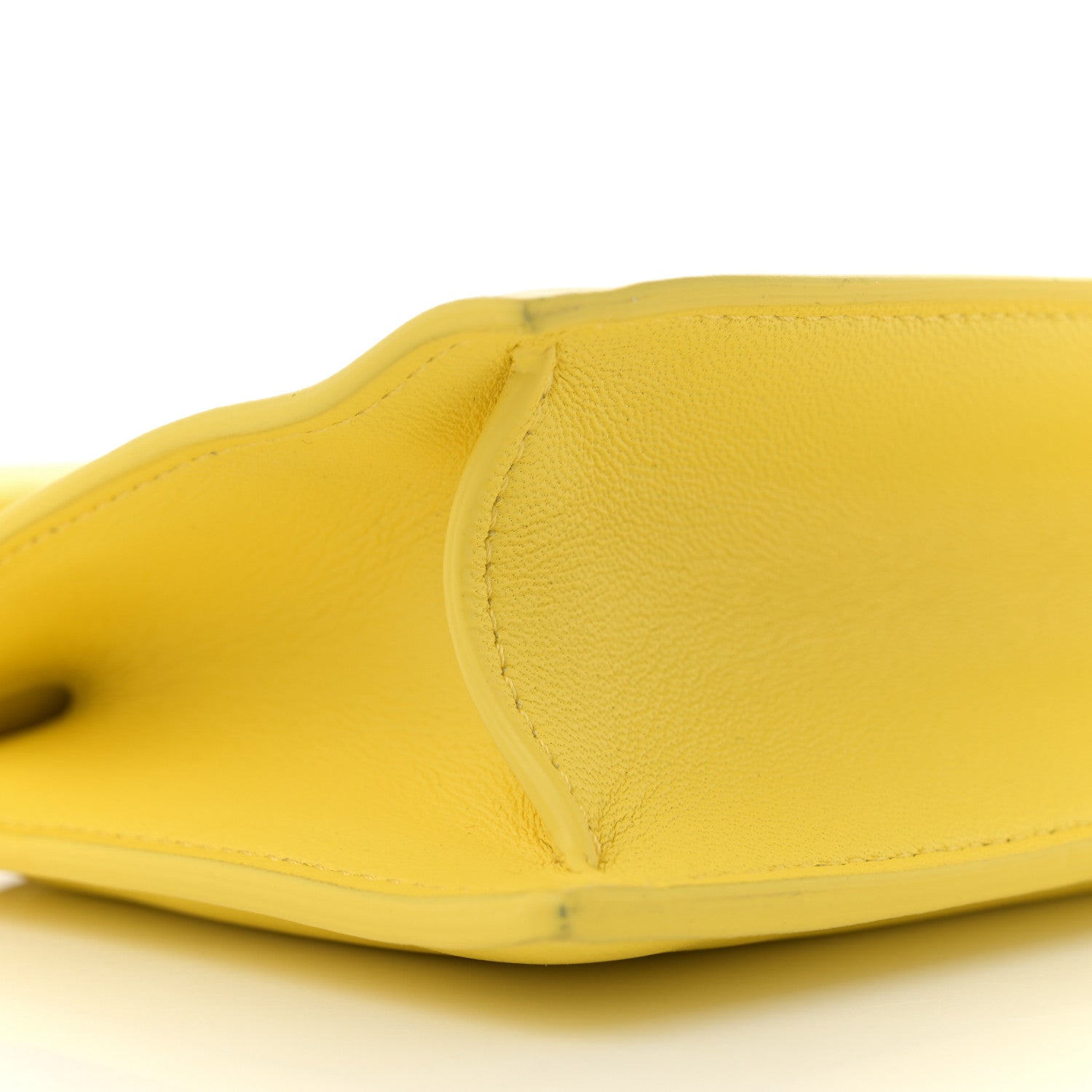 Jacquemus Smooth Calfskin La Petite Pochette Rond Carre Yellow 9 of 13