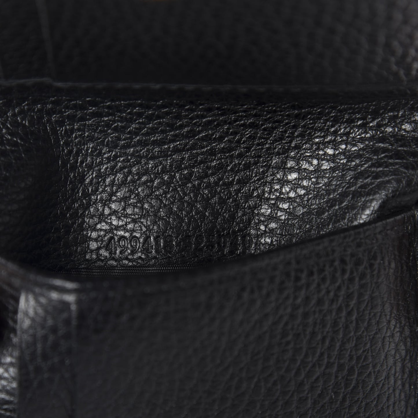 Pebbled Calfskin Farfalla Card Case Black