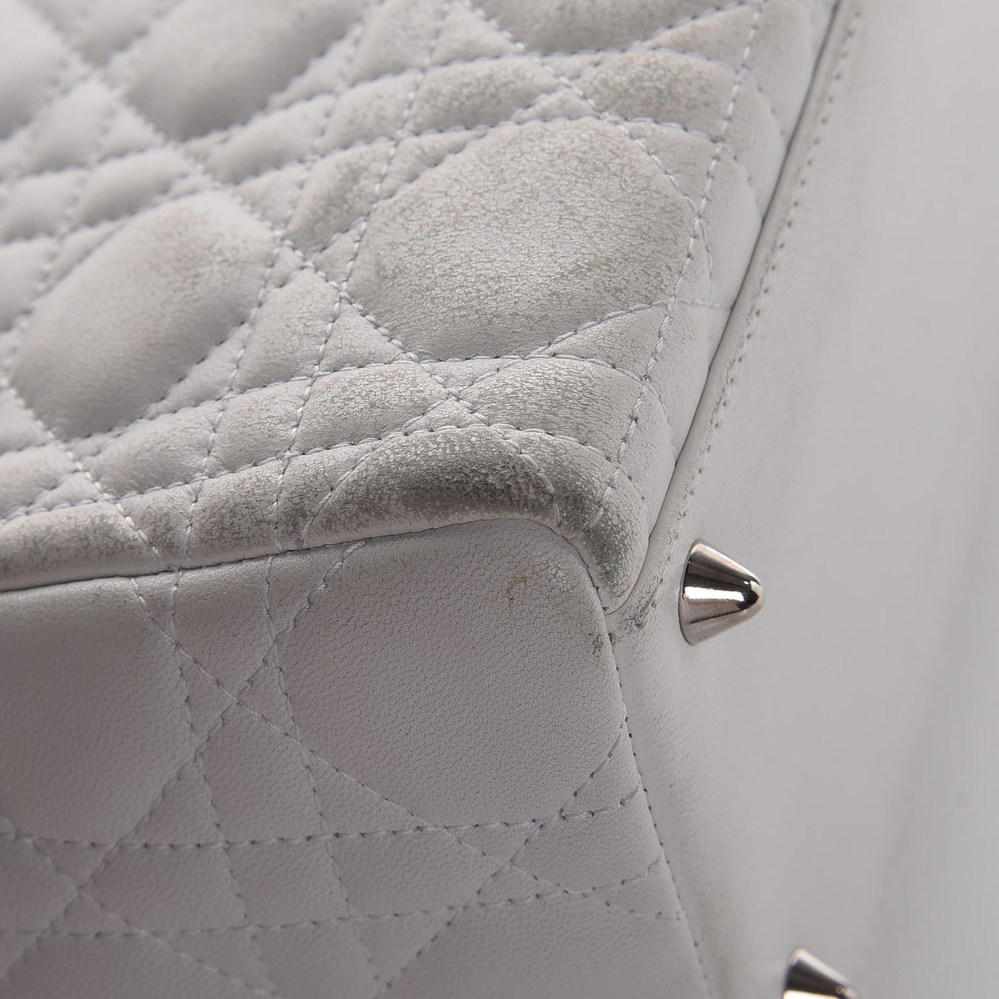 Lambskin Cannage Medium Lady Dior White