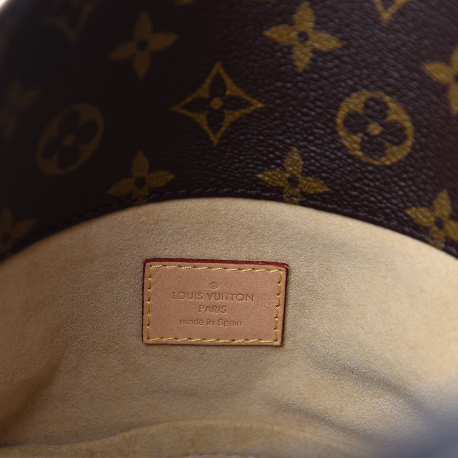 Louis Vuitton Monogram Artsy MM 8 of 10