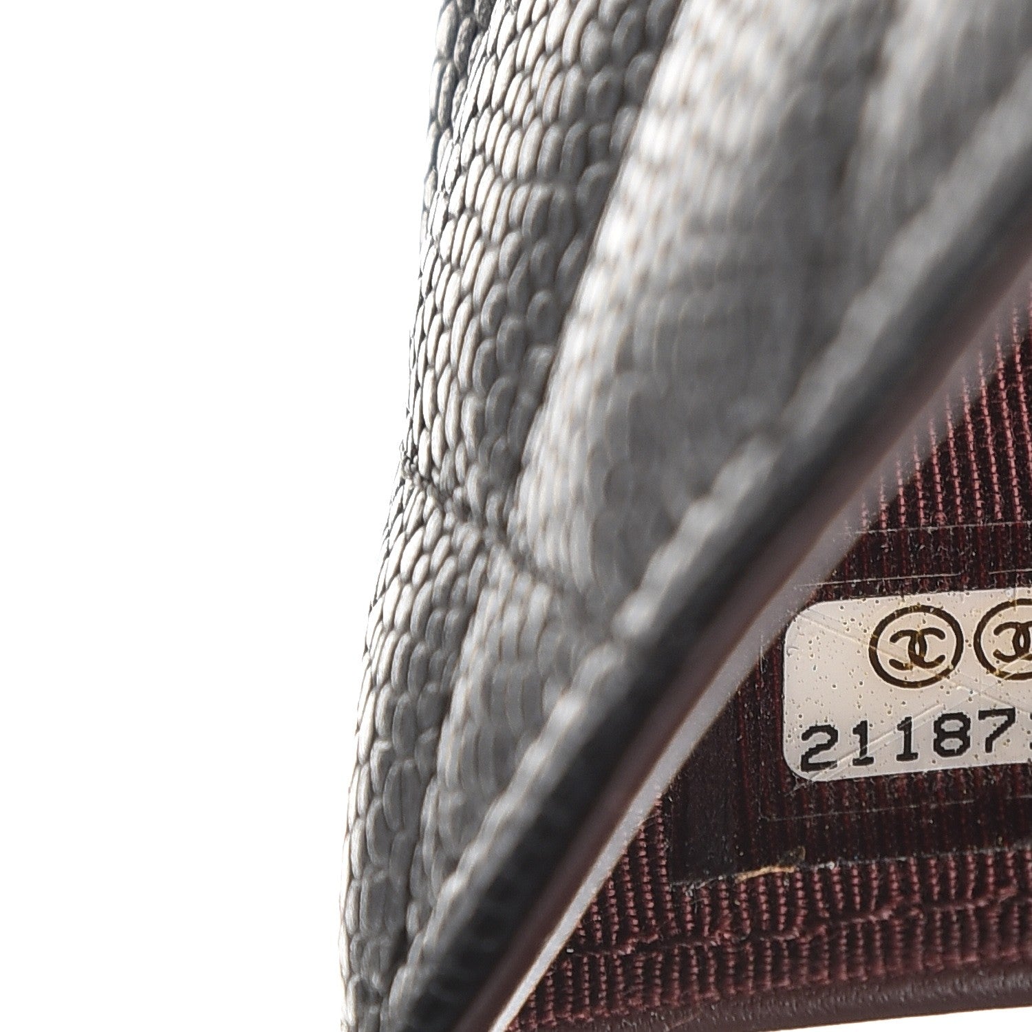Chanel Caviar Quilted Yen Wallet Black 8 of 10