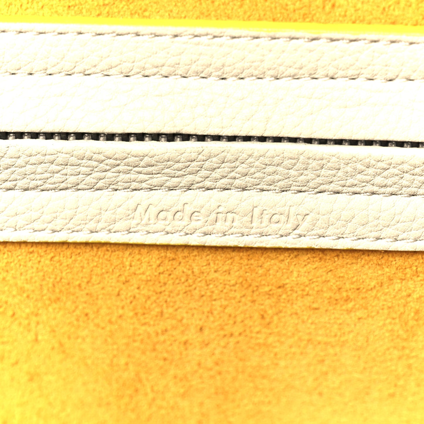 Grained Calfskin Medium Phantom Luggage Powder