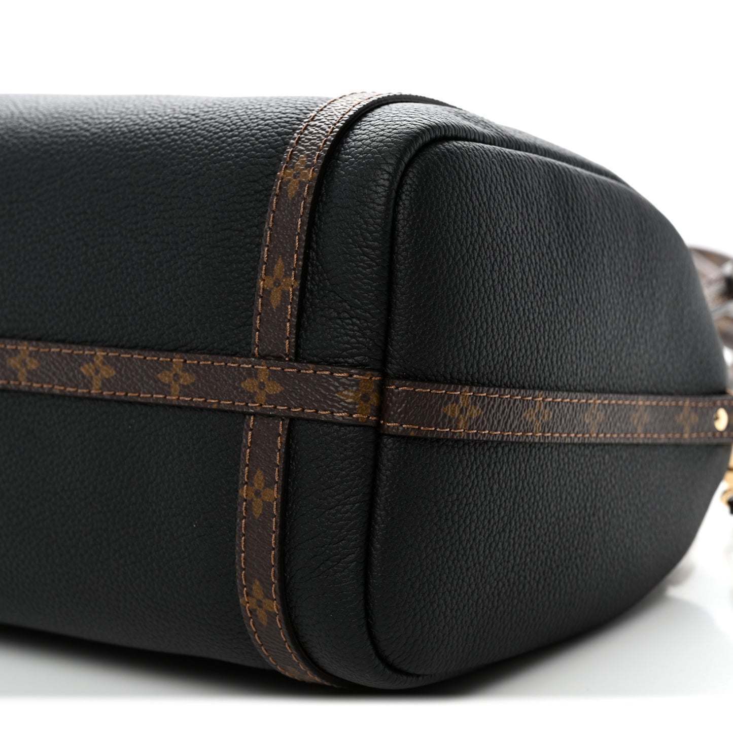 Calfskin Monogram Express PM Black