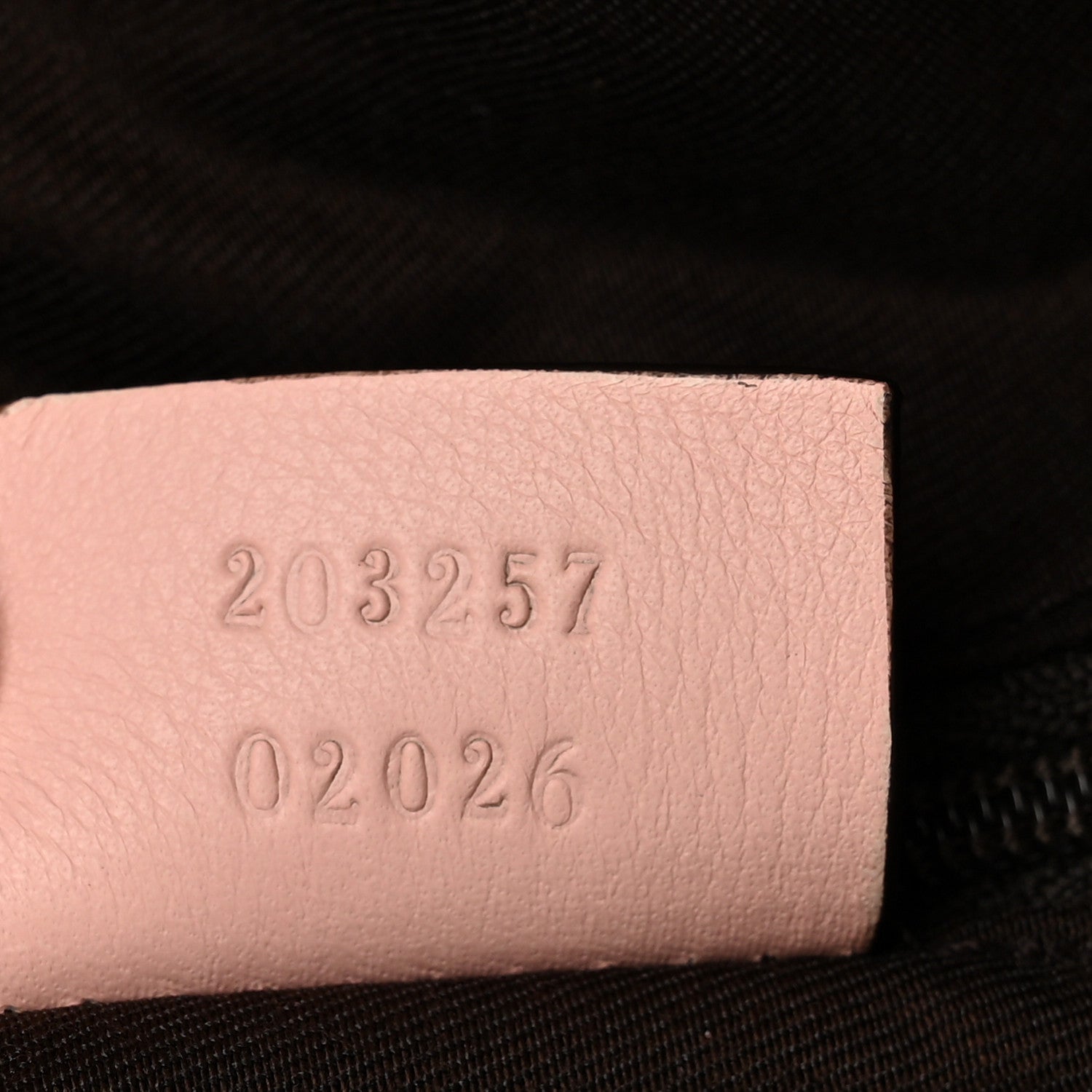 Gucci Monogram Small D Gold Ring Messenger Soft Pink 7 of 10