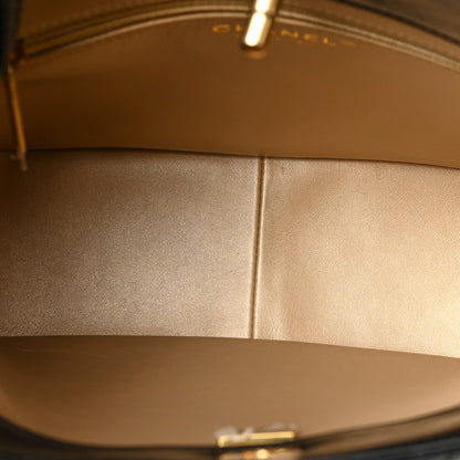 Chanel Shiny Lambskin Quilted CC Hobo Black 5 of 9