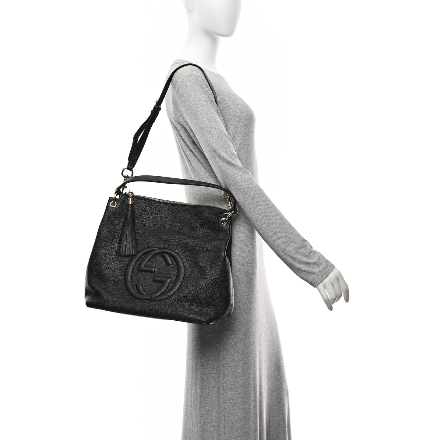 Pebbled Calfskin Large Soho Hobo Black