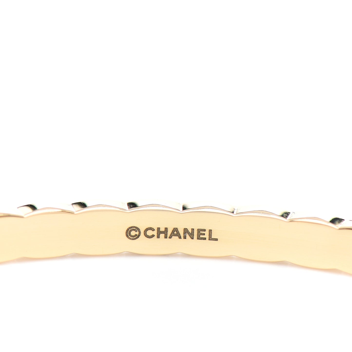 18K Yellow Gold Coco Crush Cuff Bracelet S