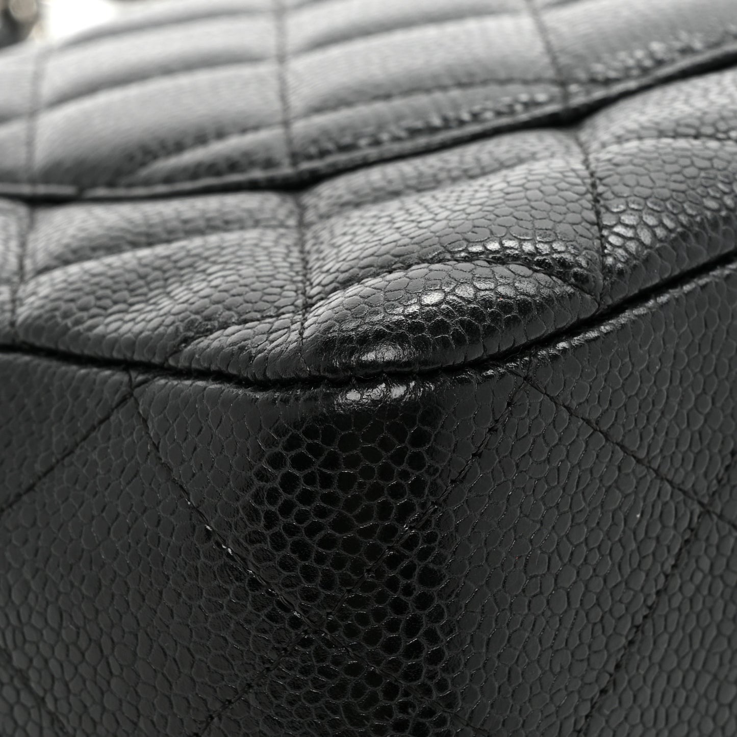 Caviar Quilted Jumbo Single Flap Black