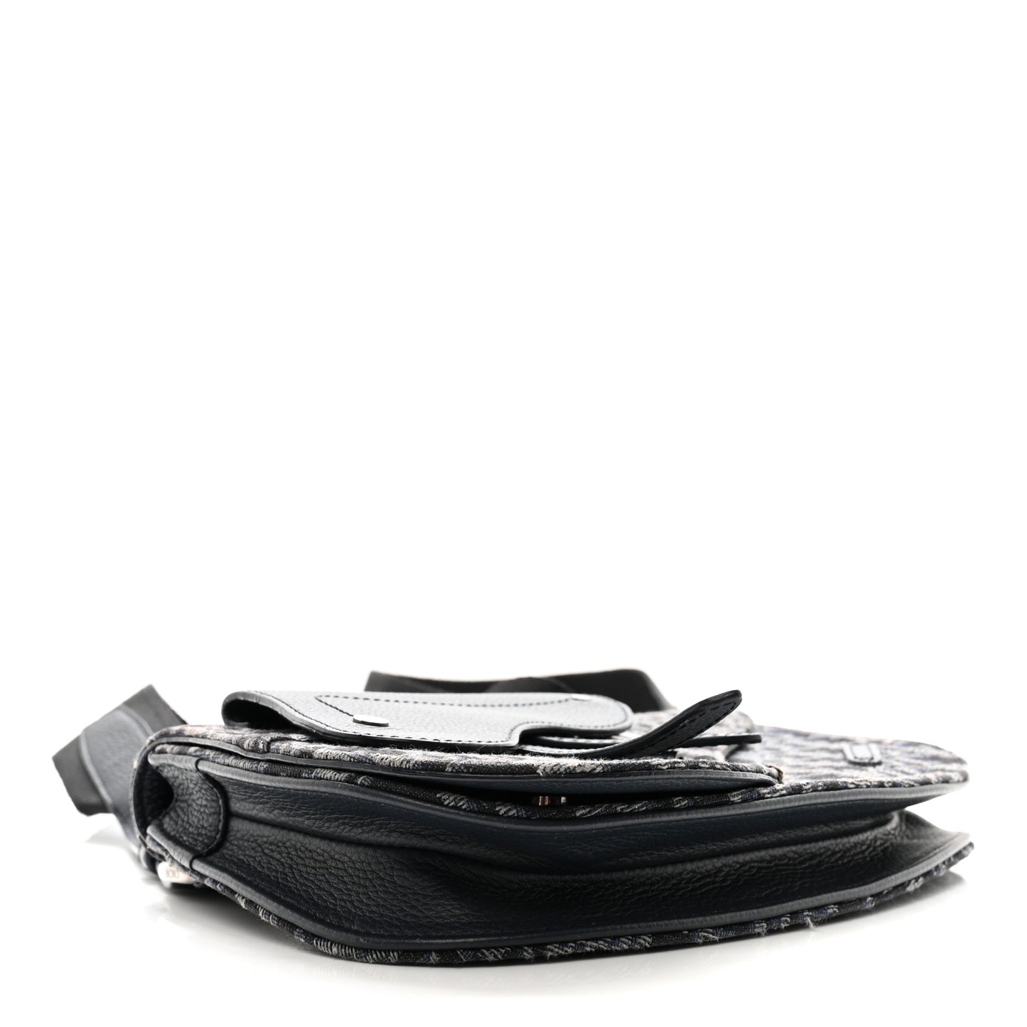 Oblique Saddle Messenger Pouch Blue Black