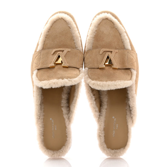 Shearling Suede LV Mare Open Back Loafer 39 Beige