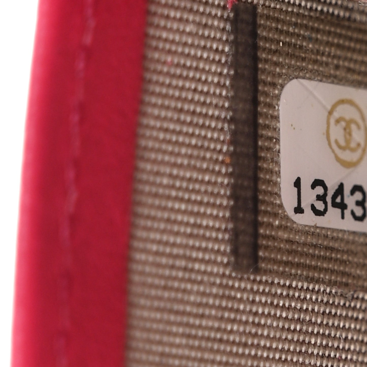 Caviar Sevruga Yen Wallet Red