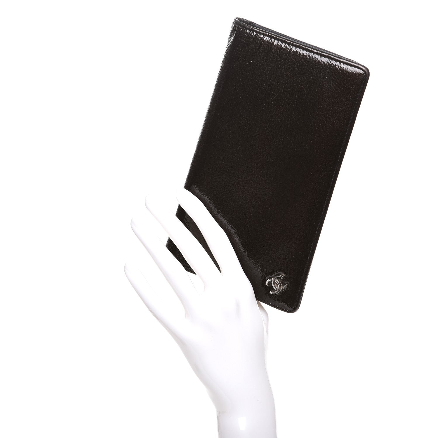 Chanel Grained Patent CC Yen Wallet Black 2 of 8