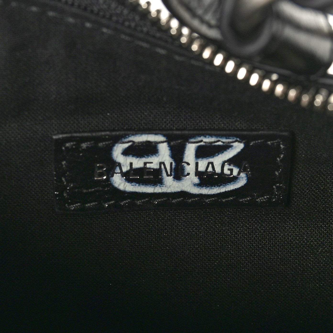 Agneau Arena Graffiti Le Cagole Shoulder Bag XS Black