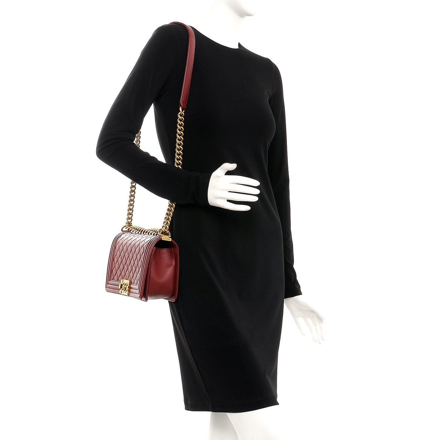 Lambskin Quilted Medium Boy Flap Burgundy