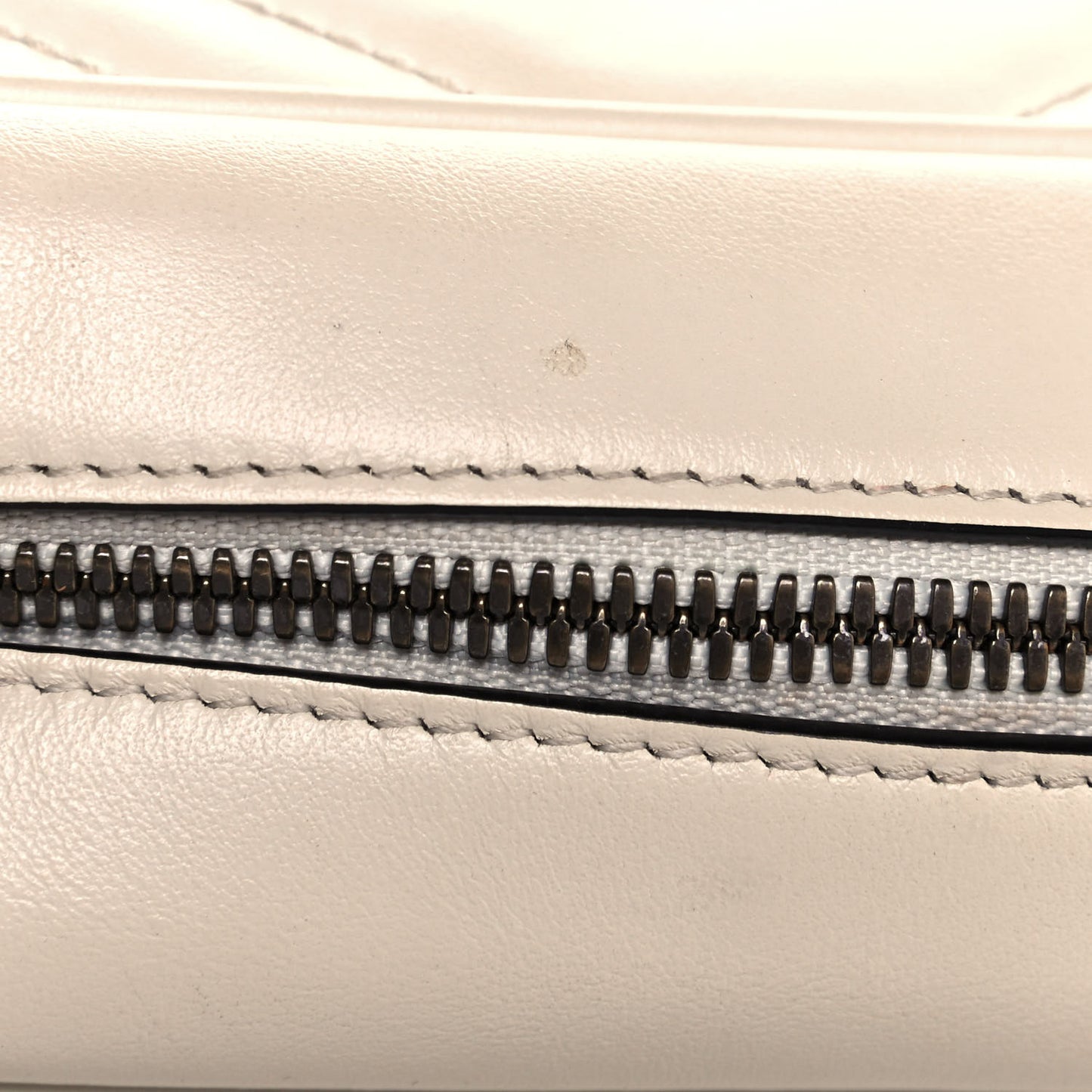 Calfskin Matelasse Small GG Marmont Chain Shoulder Bag White