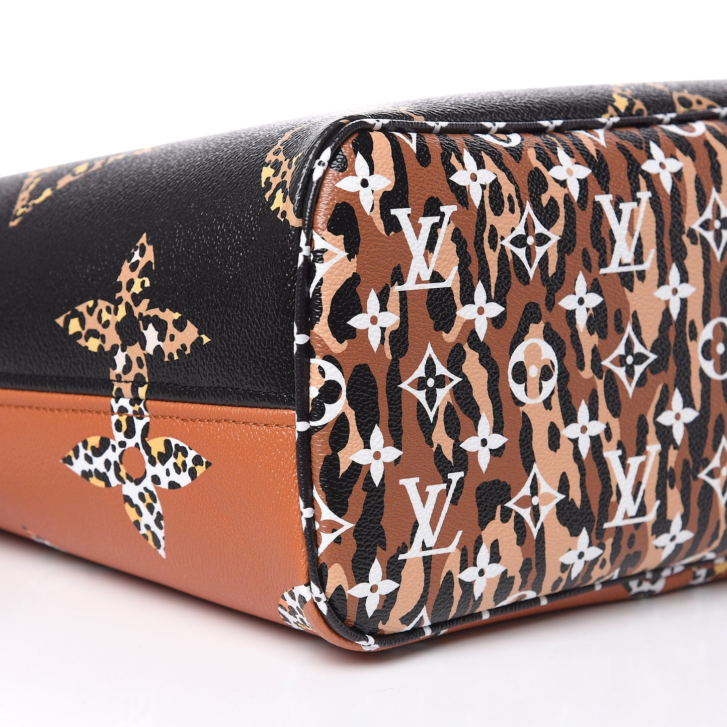 Monogram Giant Jungle Neverfull MM Black