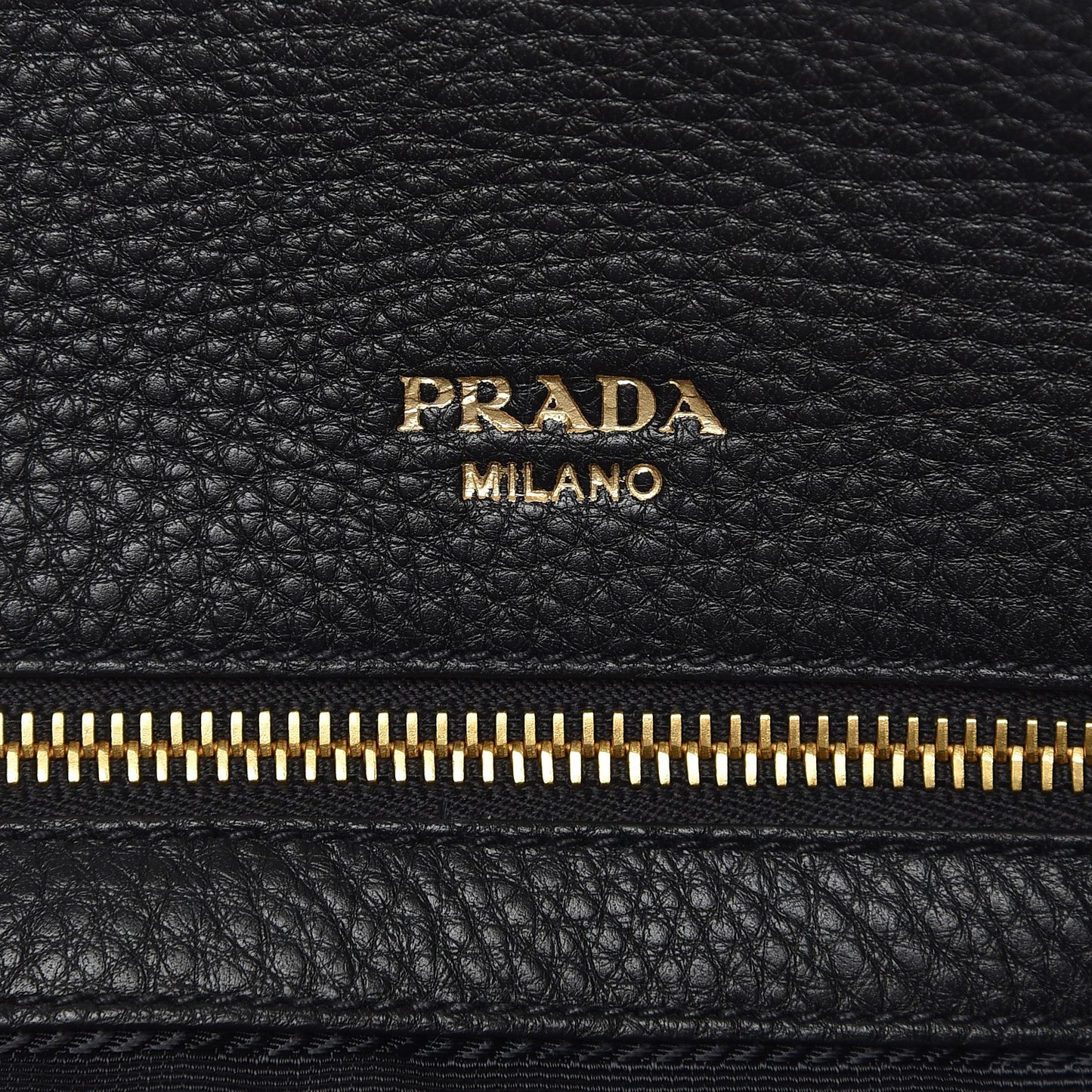 Vitello Daino Shoulder Bag Nero Black