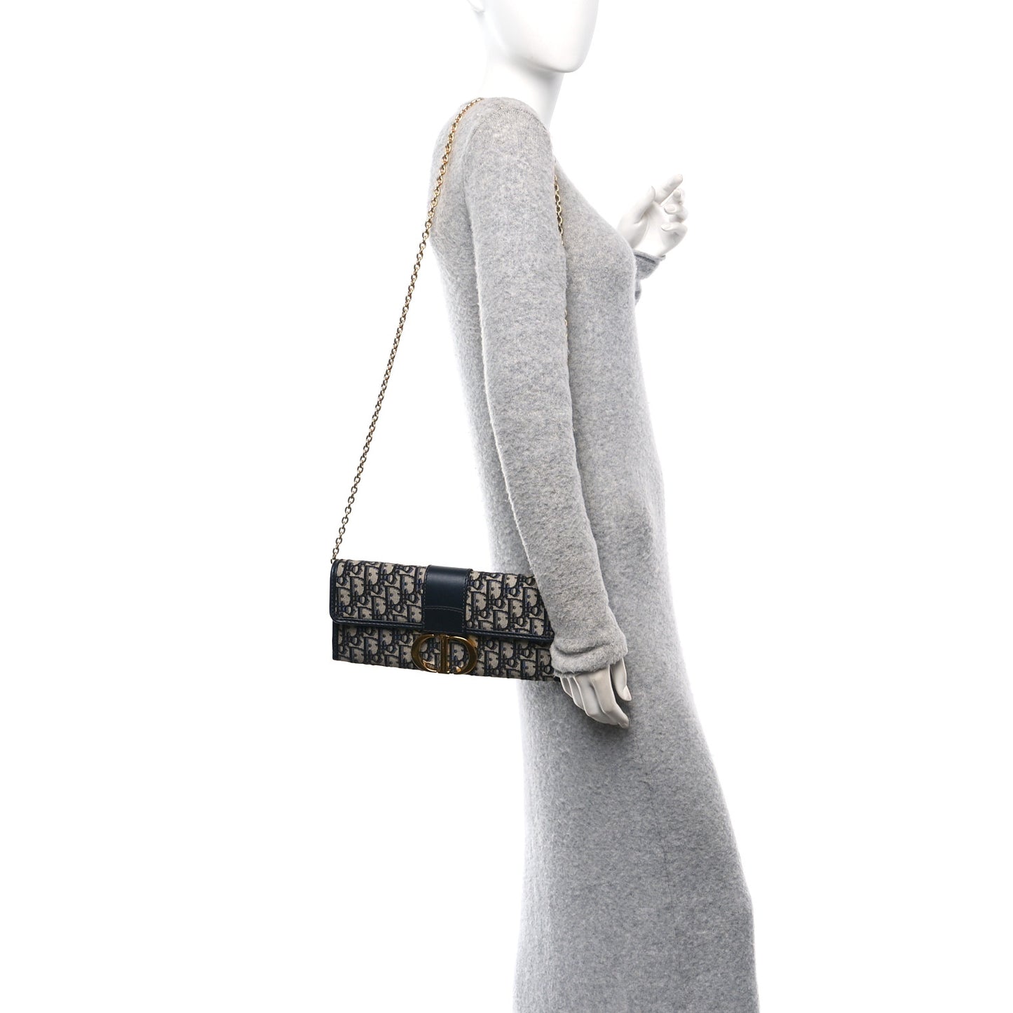 Oblique 30 Montaigne Chain Pouch Blue