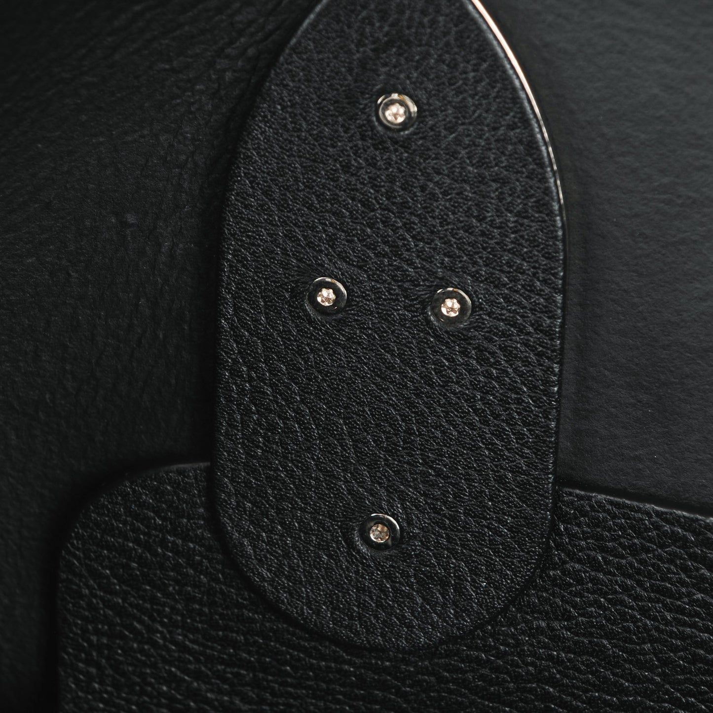 Supple Grained Calfskin Large Open Bar Tote Black