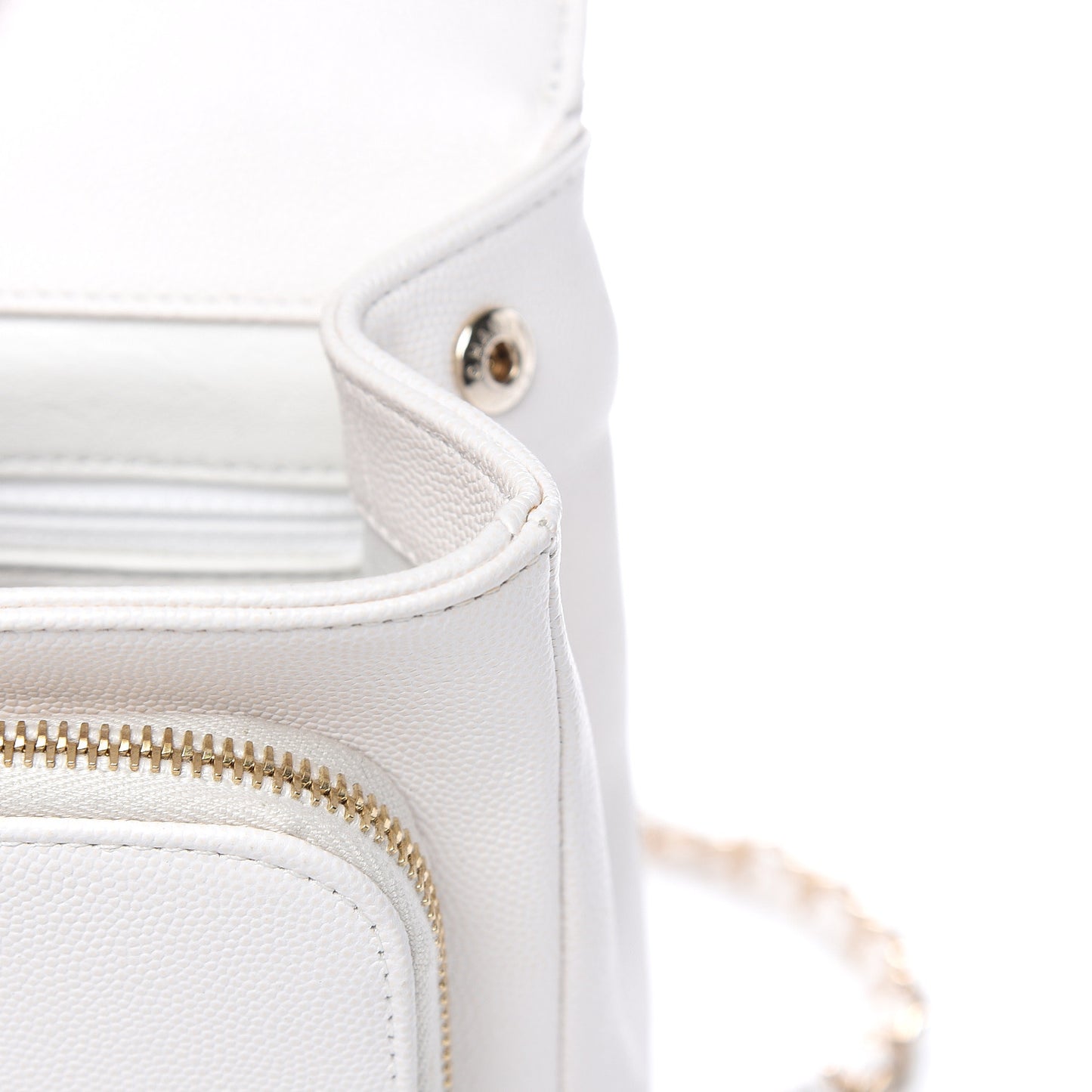 Caviar Quilted Medium Business Affinity Flap White