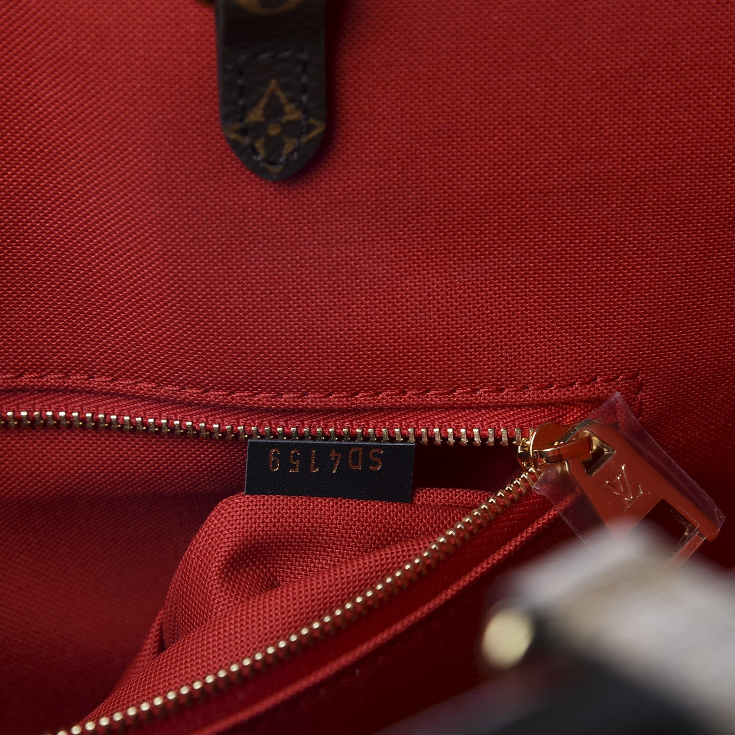 Louis Vuitton Reverse Monogram Giant Onthego GM 8 of 10