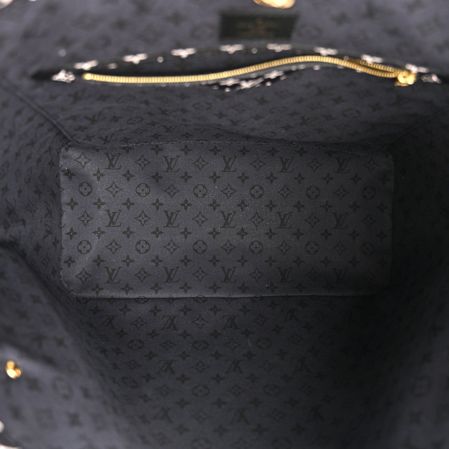 Monogram Giant Crafty Neverfull MM Creme Rouge Black