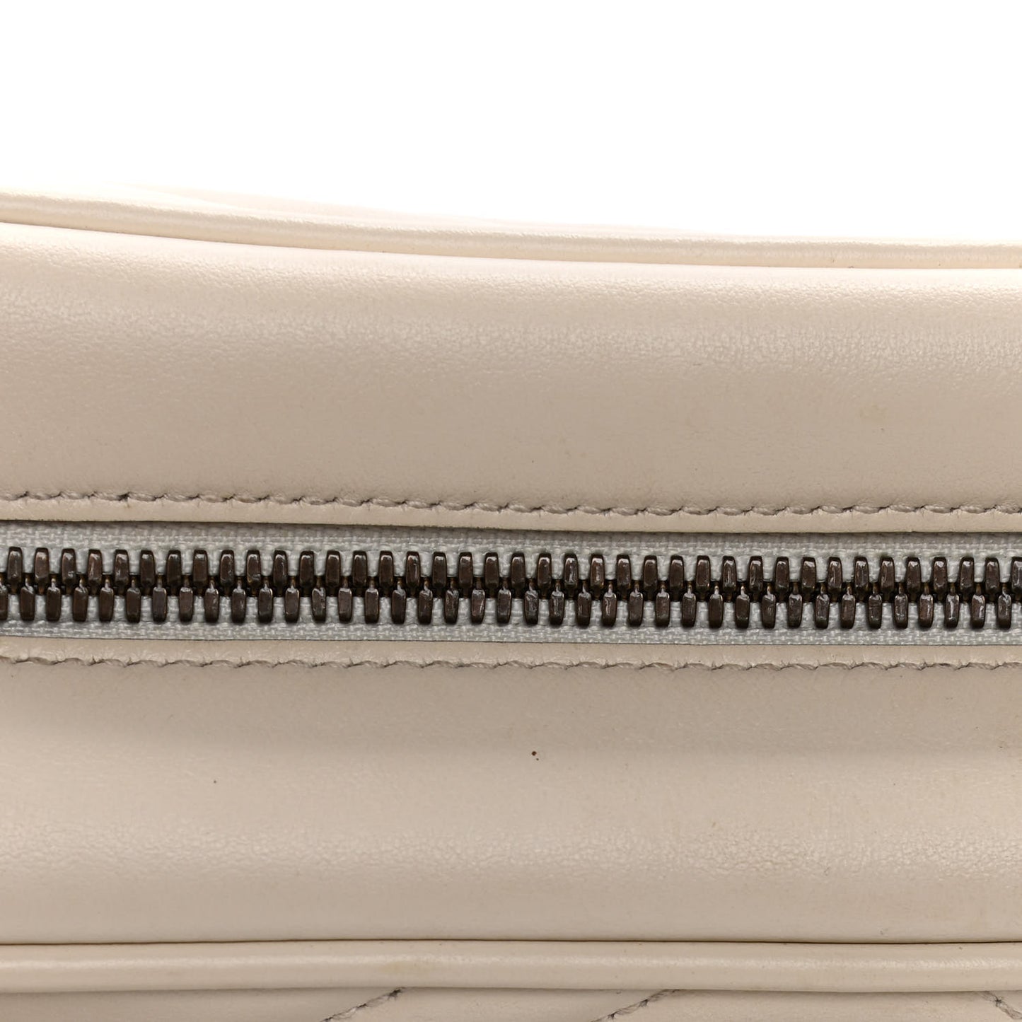 Calfskin Matelasse Small GG Marmont Chain Shoulder Bag White