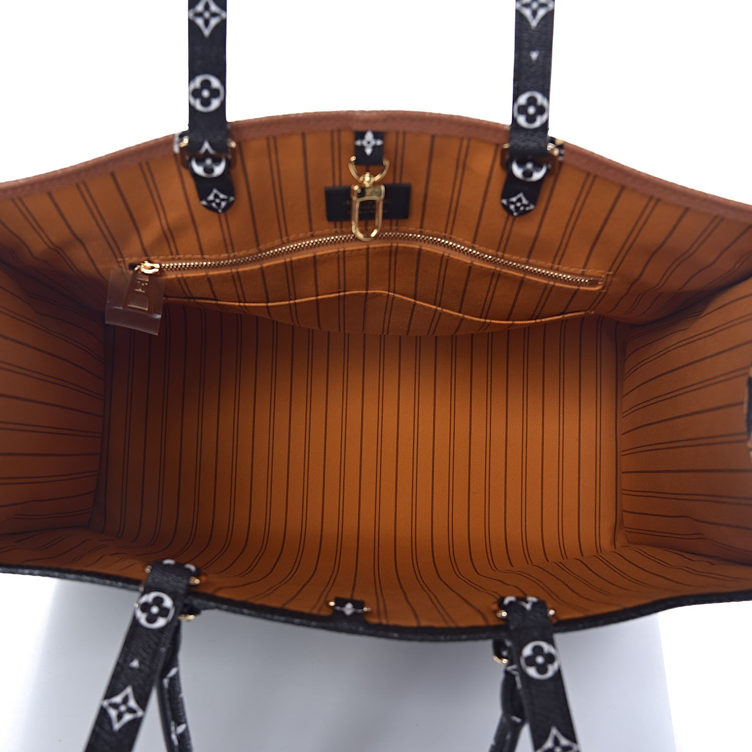 Louis Vuitton Monogram Giant Jungle Onthego GM Black 5 of 14