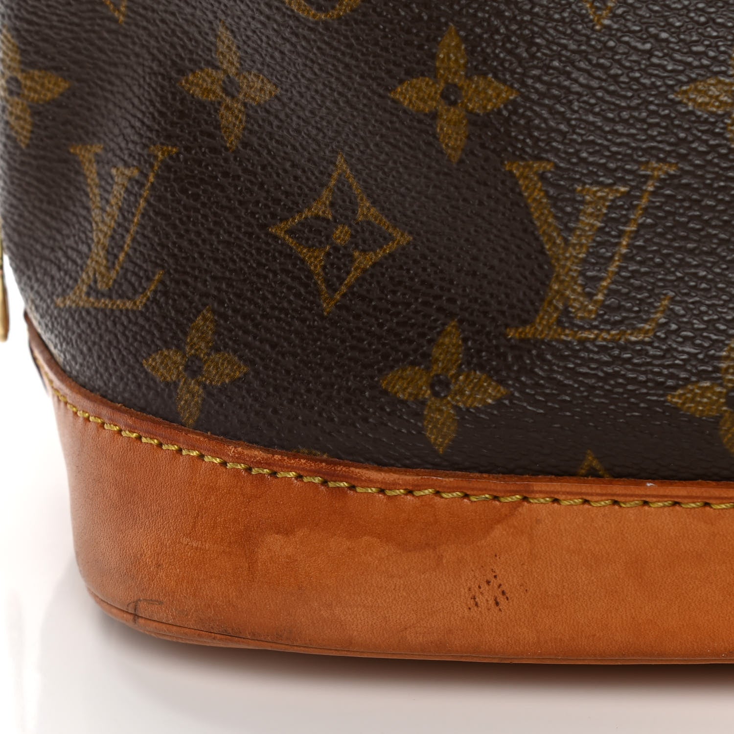 Louis Vuitton Monogram Alma PM 12 of 21
