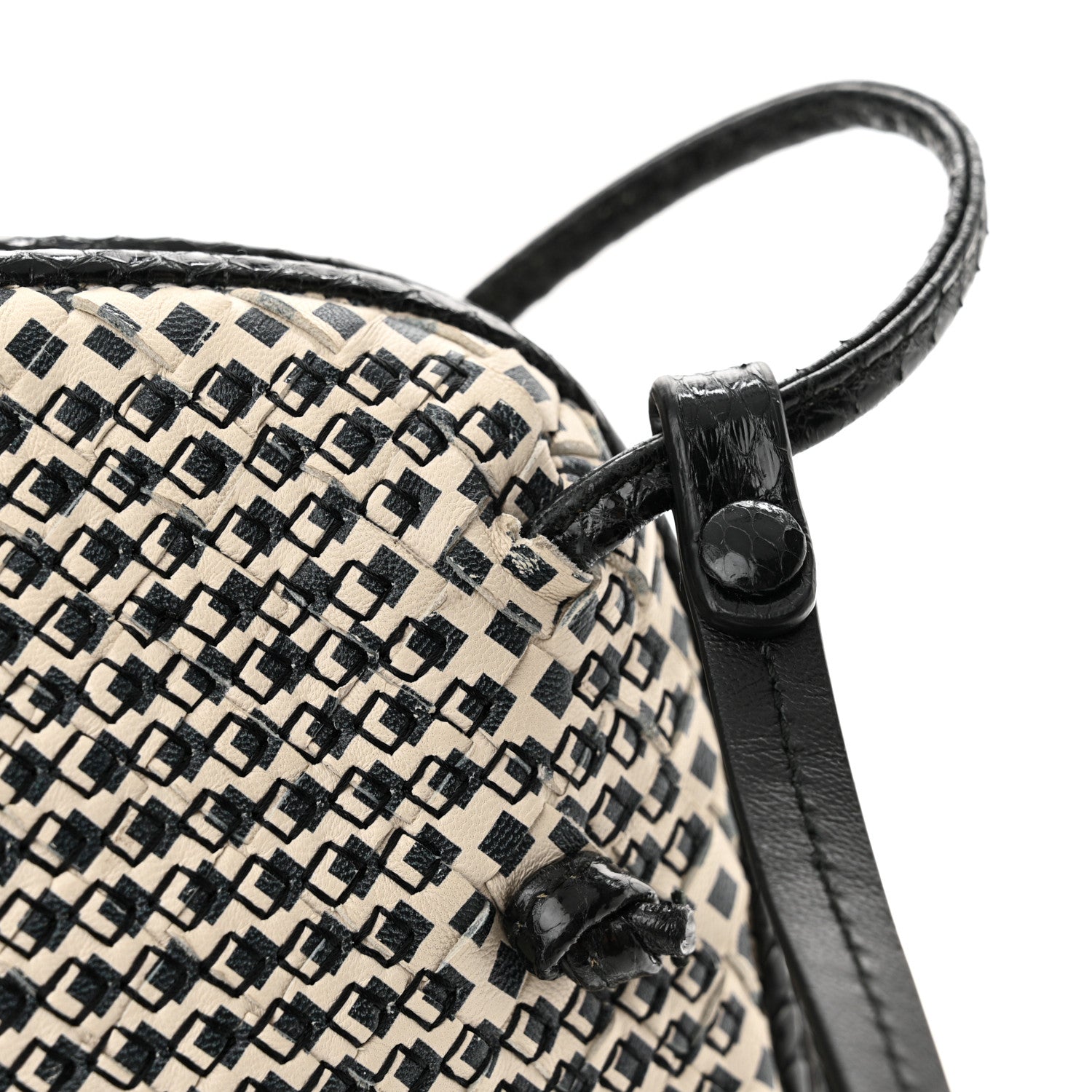 Bottega Veneta Nappa Ayers Cravaterria Intrecciato Nodini Bag Off White Black 12 of 14