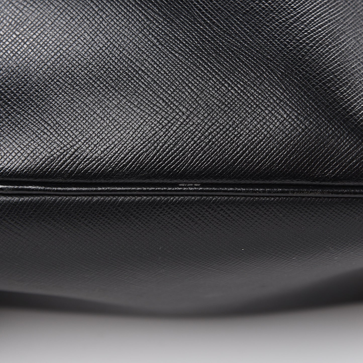 Saffiano Small Galleria Double Zip Tote Black