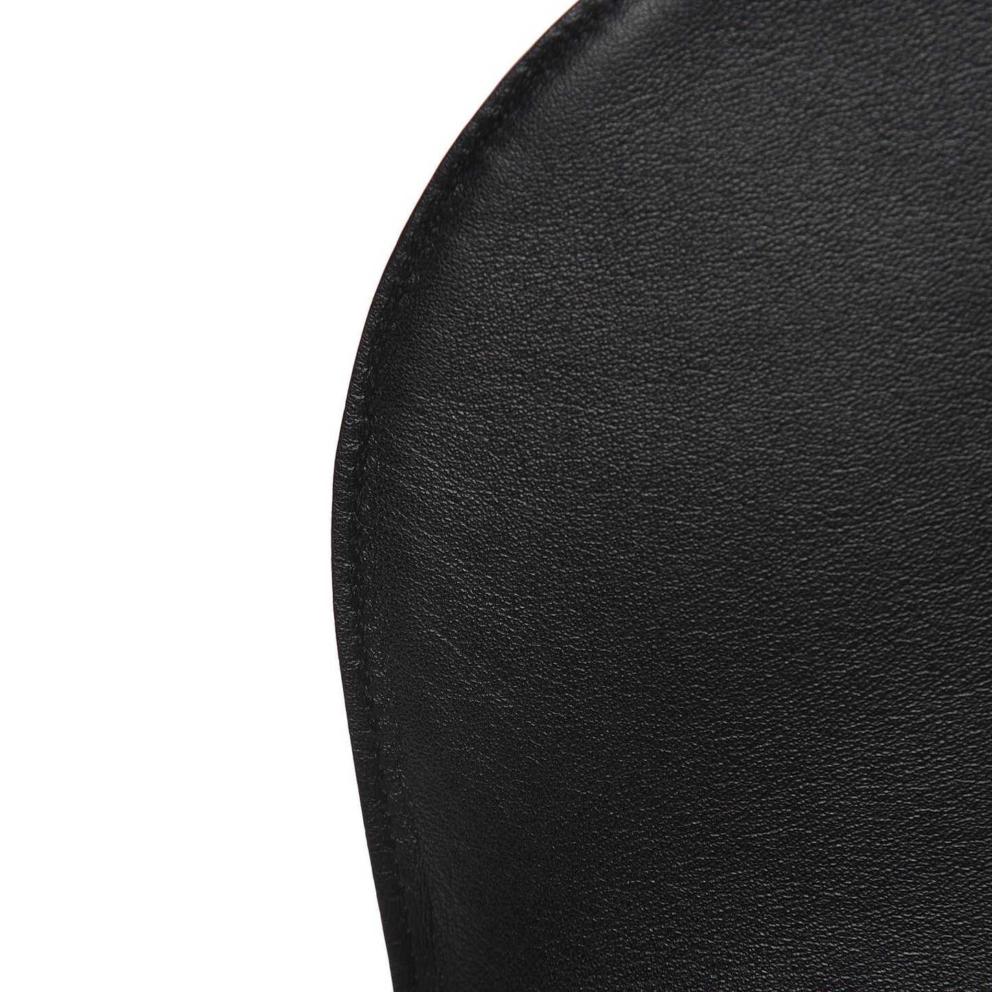 Grained Calfskin Medium Trotteur Black