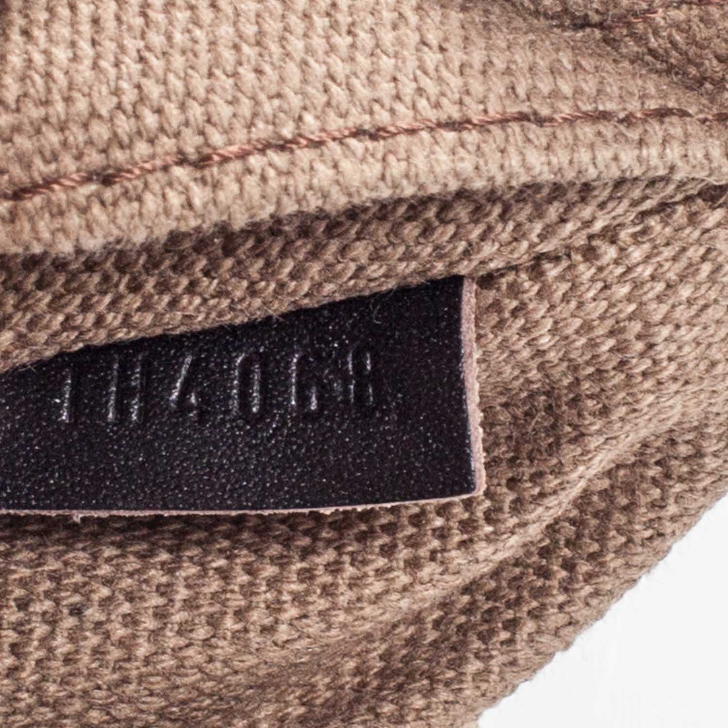 Louis Vuitton Utah Leather Sioux 7 of 8