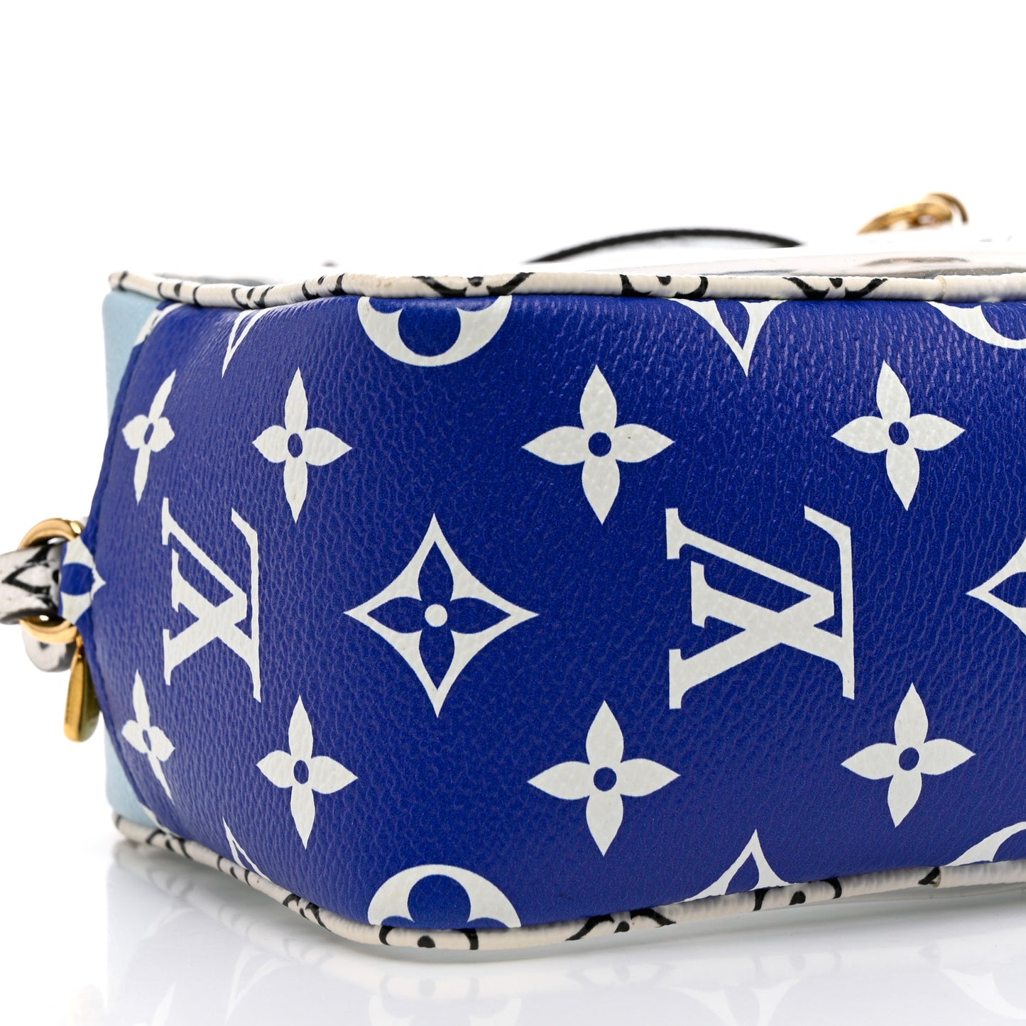 Monogram Giant Hawaii Beach Pouch Blue