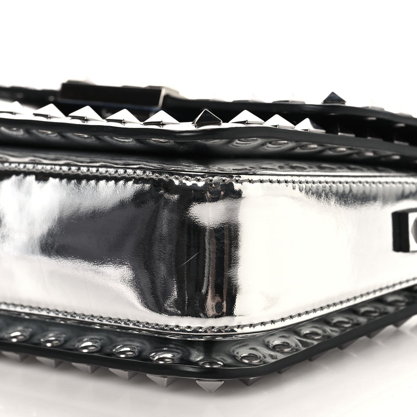 Mirror Calfskin Small Rockstud23 Shoulder Bag Silver