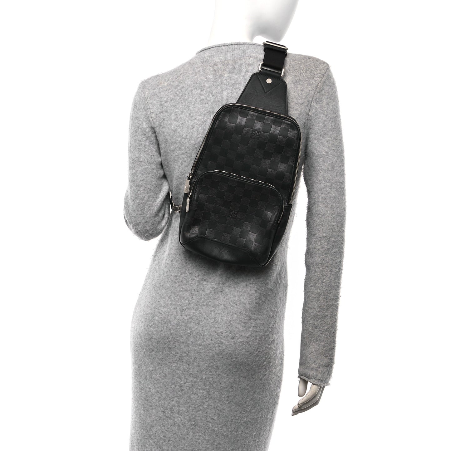 Damier Infini Avenue Sling Bag Onyx