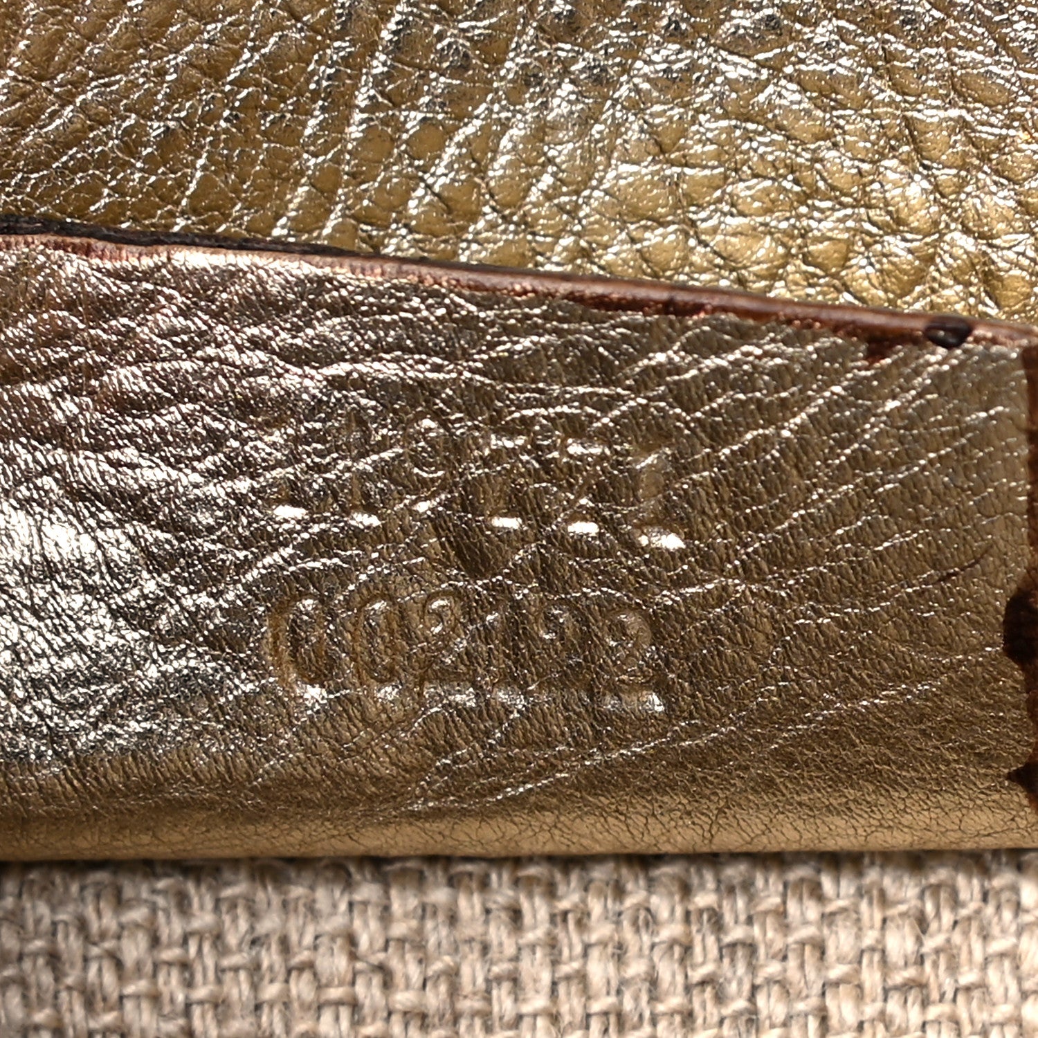 Gucci Metallic Calfskin Studded Horsebit Clutch Bag Gold 7 of 17