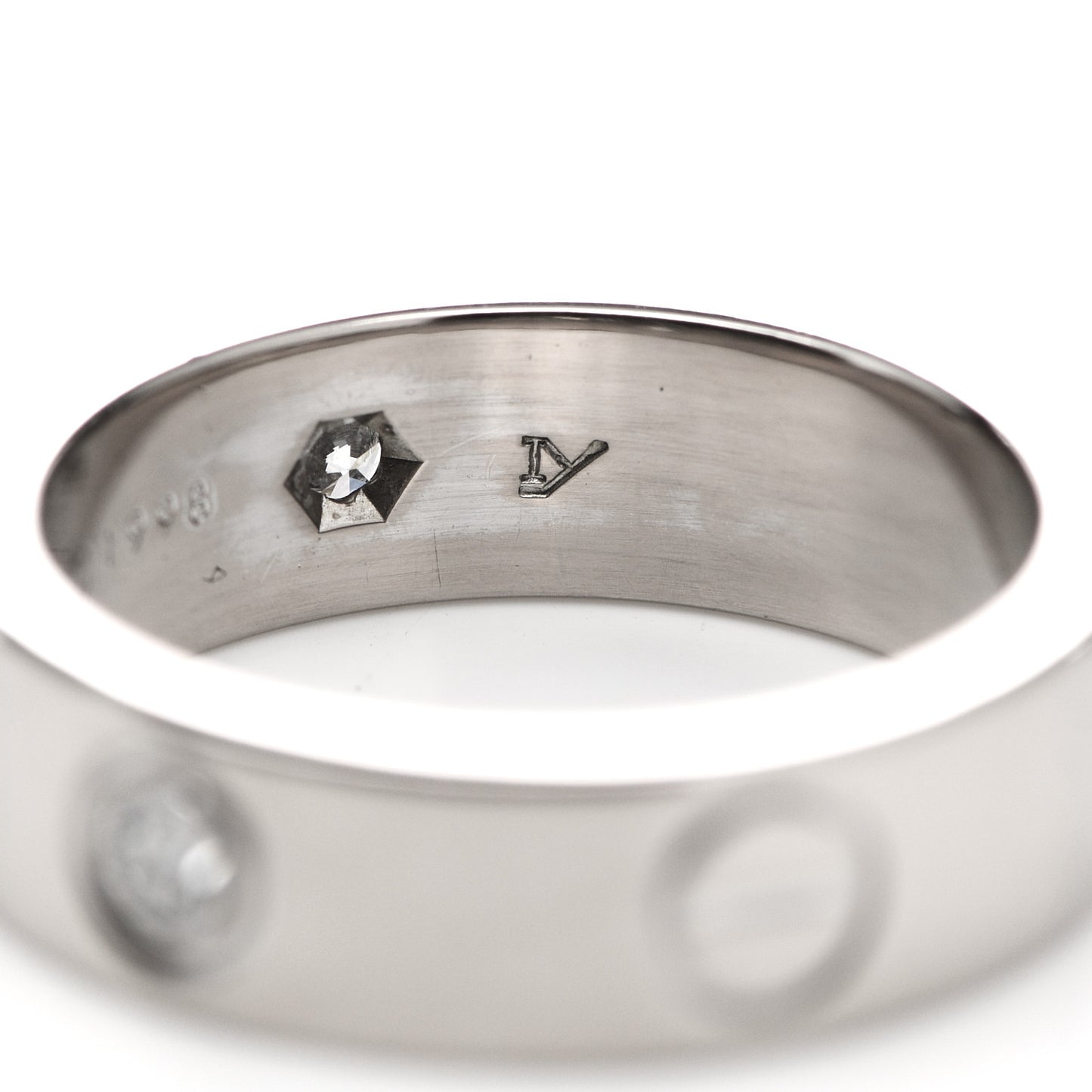 18K White Gold 3 Diamond 5.5mm LOVE Ring 52 6