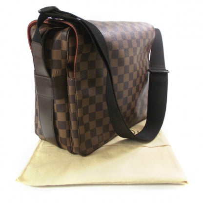 Louis Vuitton Damier Naviglio Messenger Bag 3 of 9