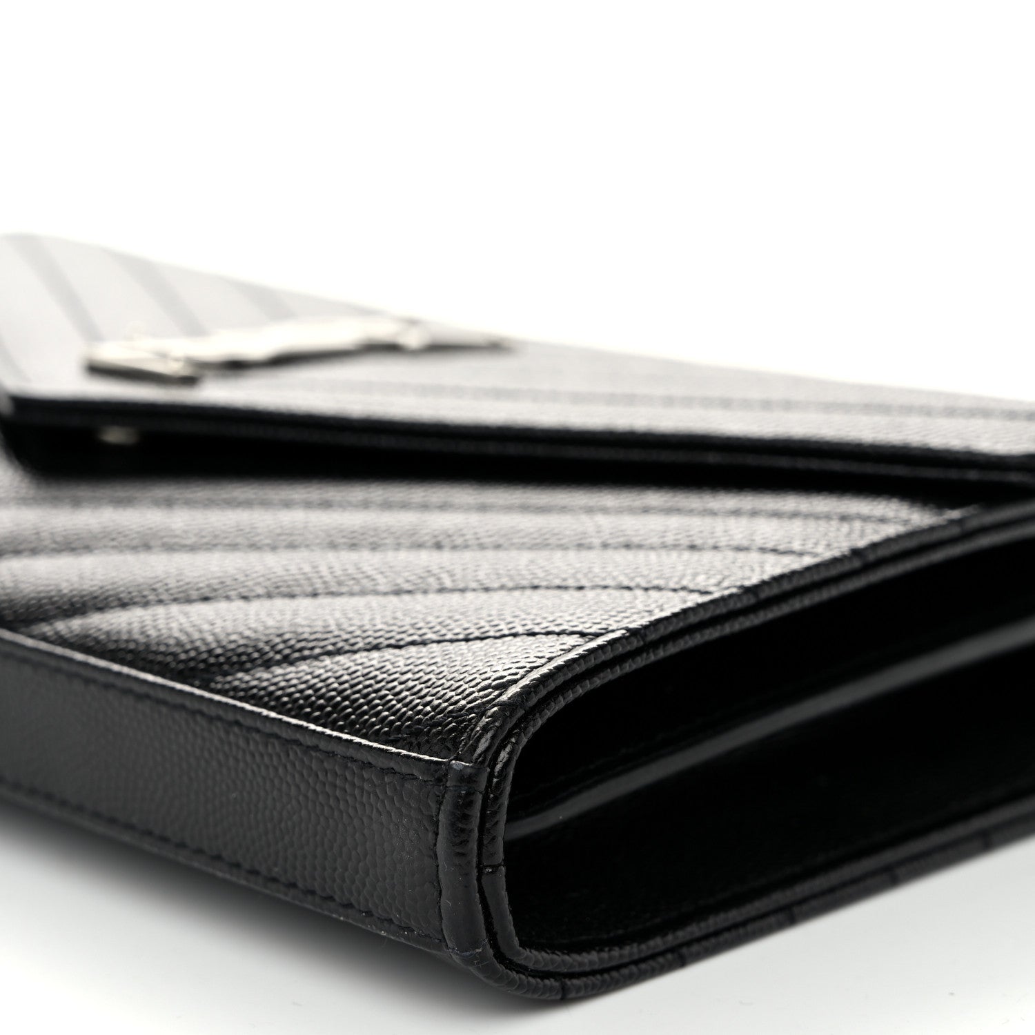 Saint Laurent Grain De Poudre Matelasse Chevron Monogram Chain Wallet Black 9 of 9
