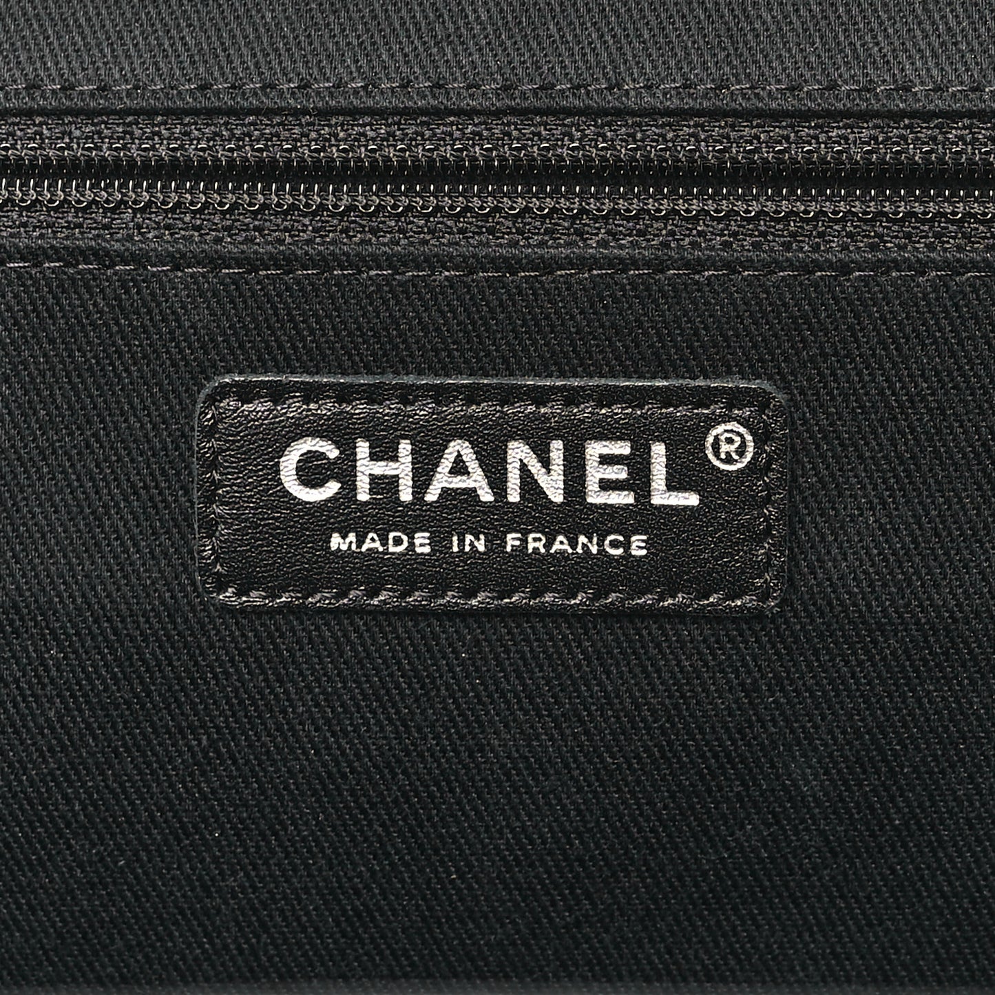 Caviar Quilted CC Large Clutch Black