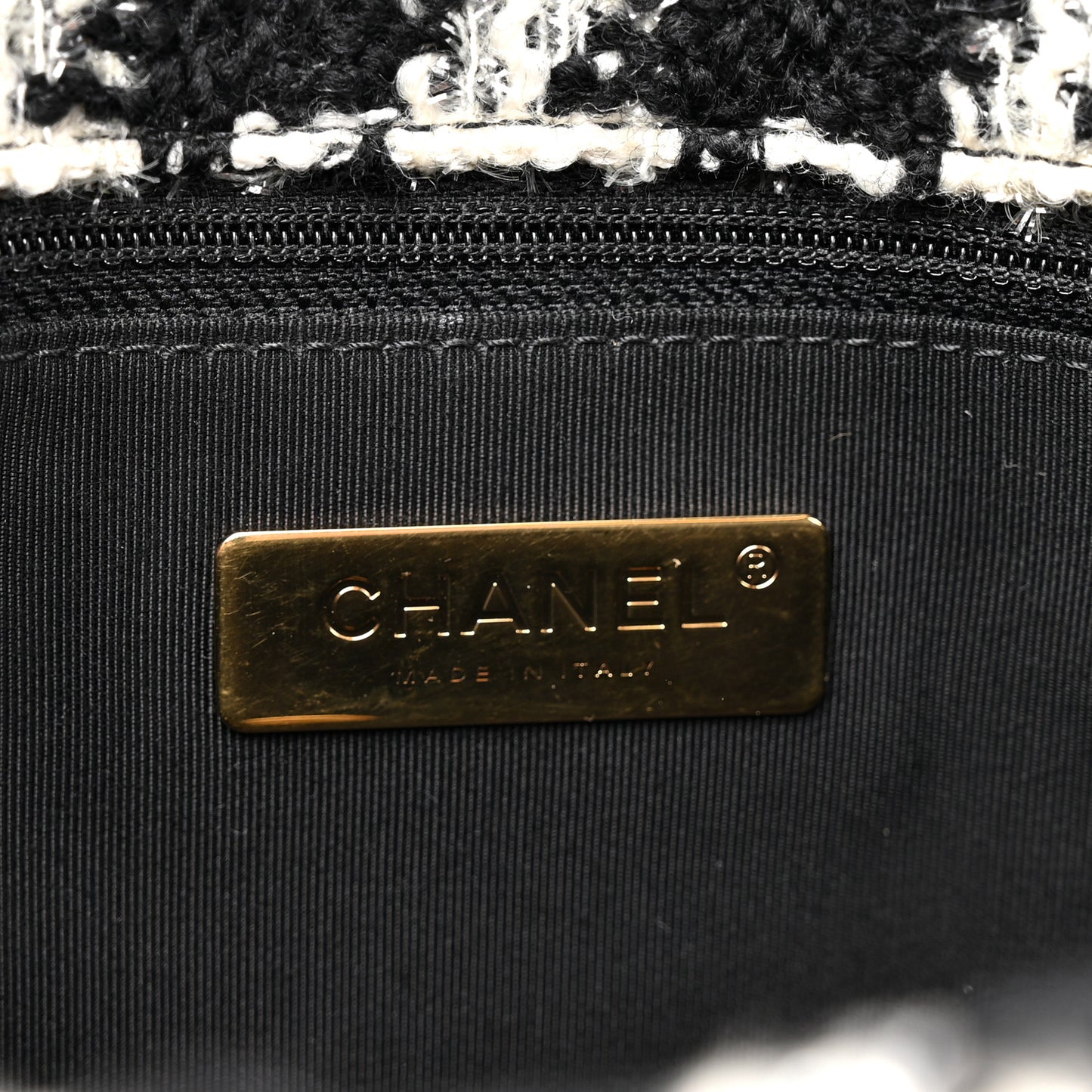 Tweed Quilted Medium Chanel 19 Flap Black Ecru White