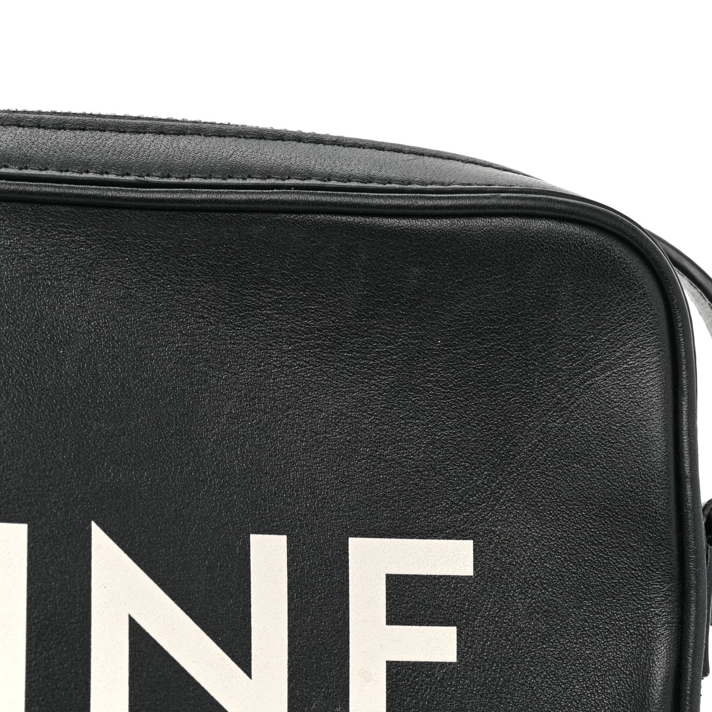 Smooth Calfskin Medium Messenger Bag Black