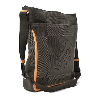 Louis Vuitton Damier Geant Compagnon Messenger Terre 3 of 11