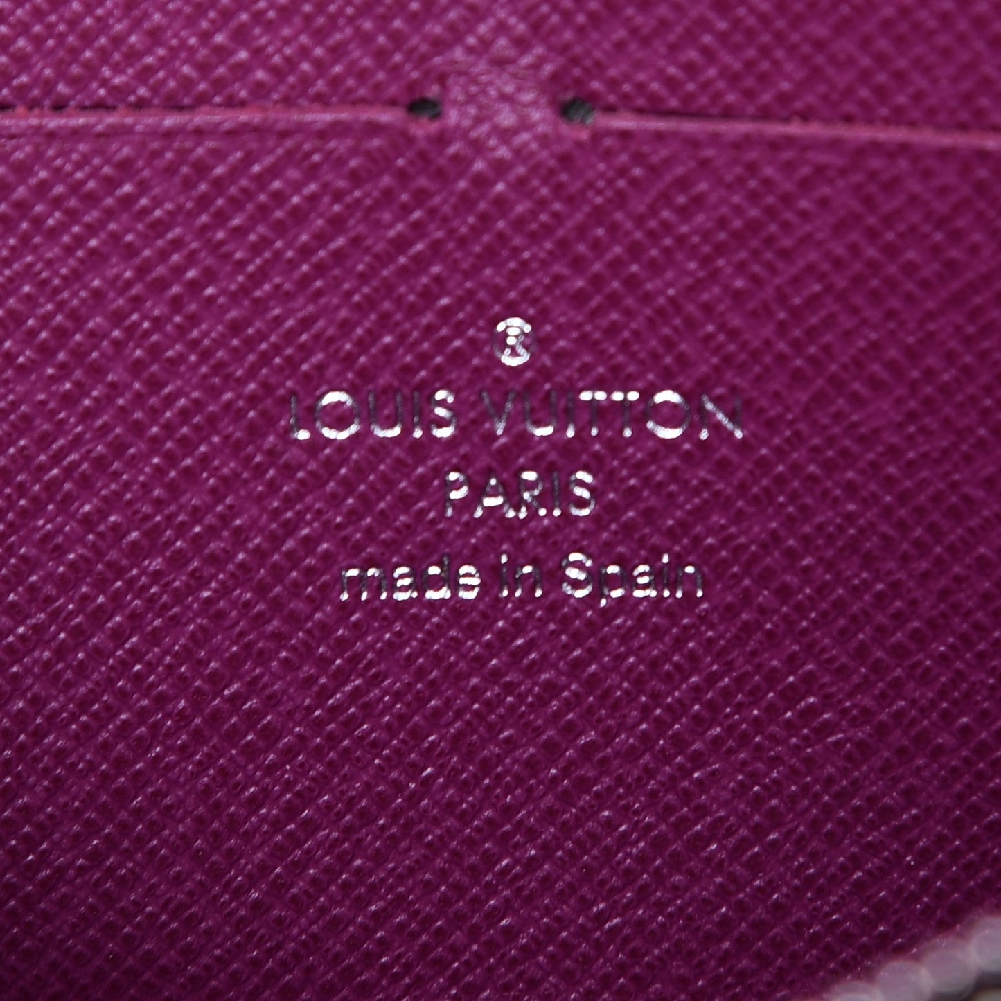 Epi Zippy Wallet Cassis