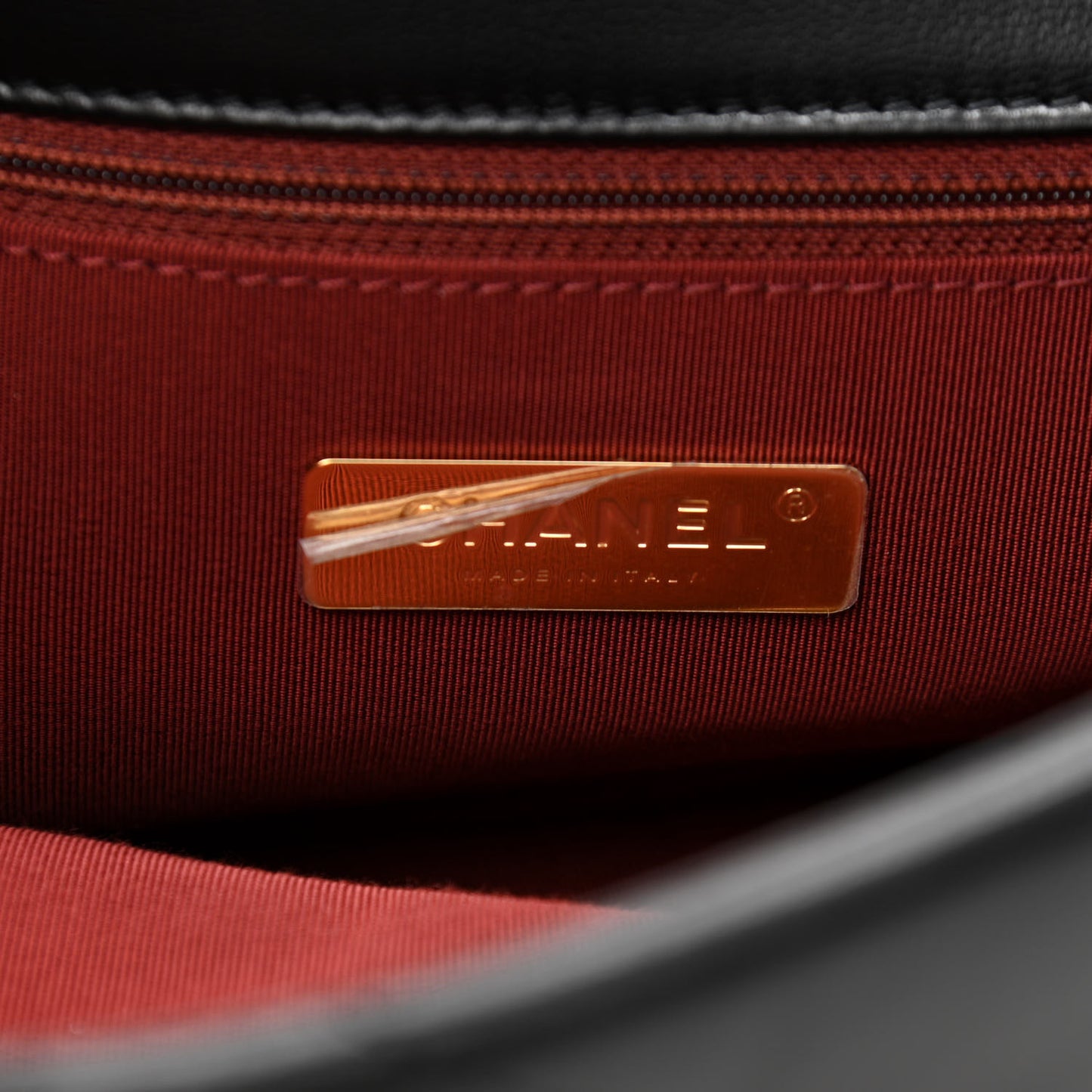 Lambskin Quilted Maxi Chanel 19 Flap Black