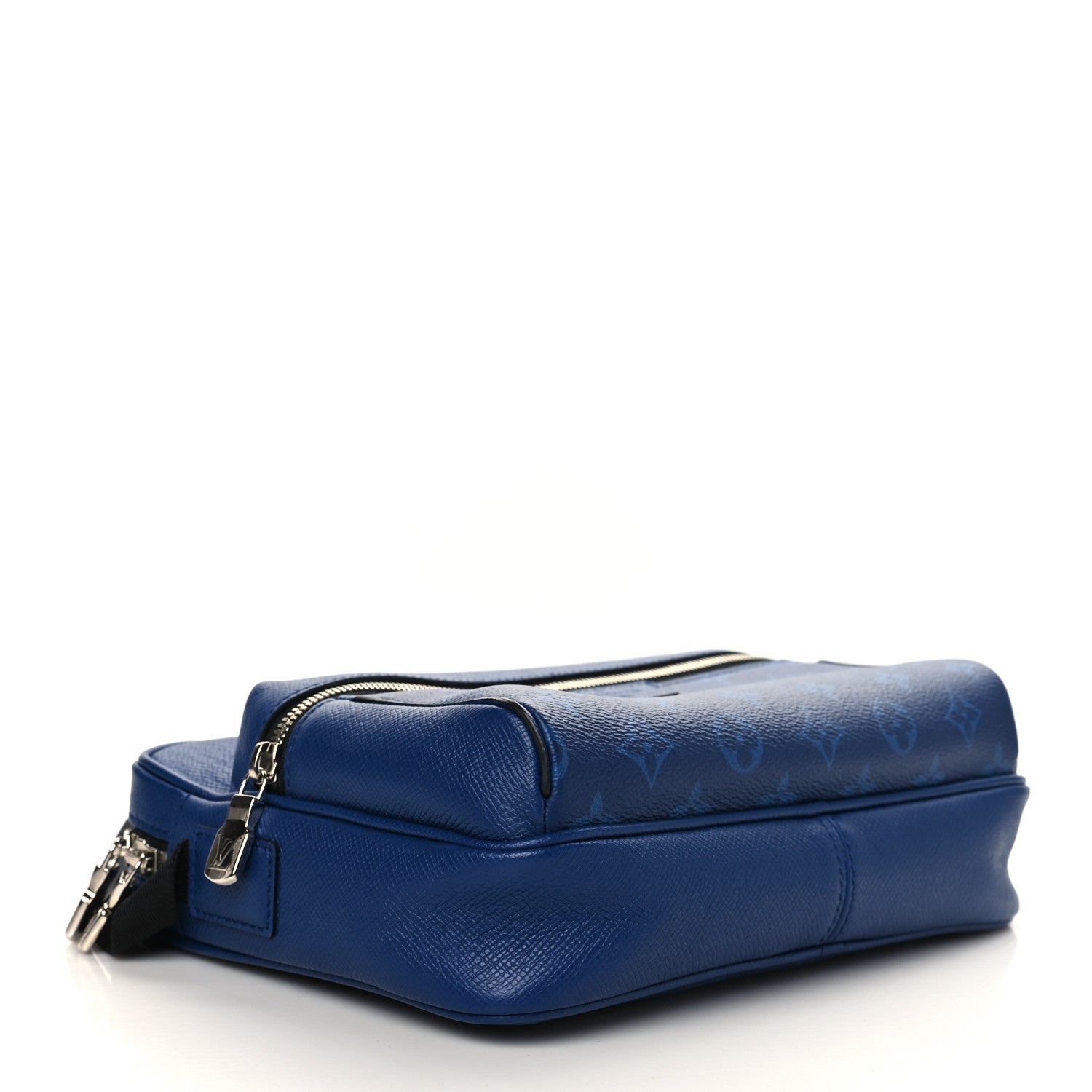 Louis Vuitton Taiga Monogram Outdoor Messenger Cobalt 4 of 6